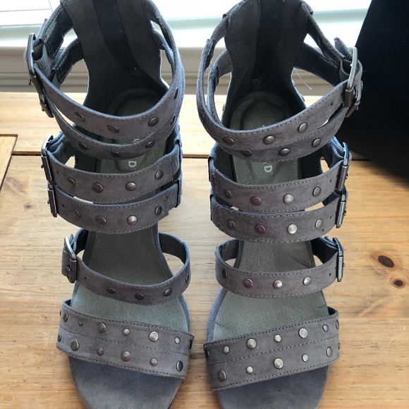 ** SOLDTorrid Grey Strappy Studded Heels 11W NEW - Picture 5 of 8